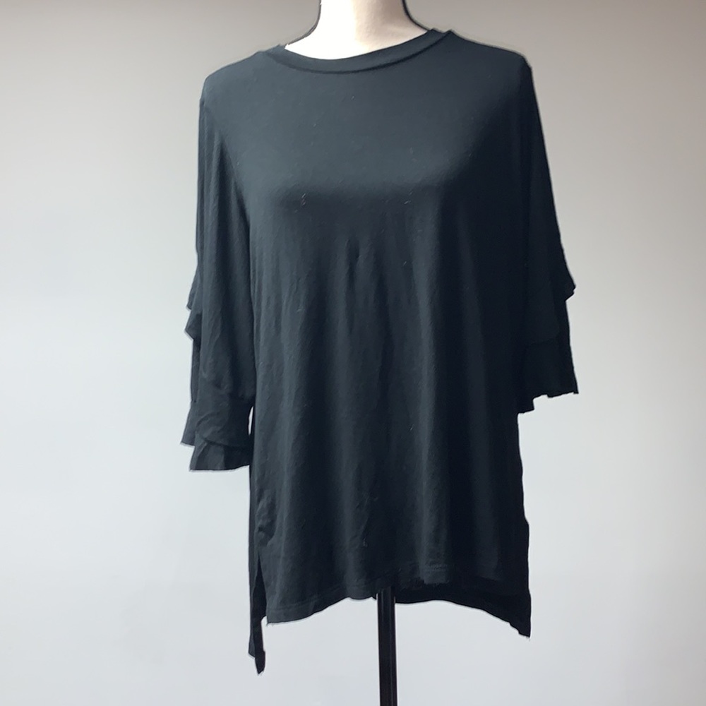 Emelia Ruffle 3/4 Sleeves Shirt Medium